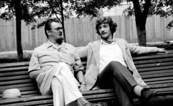 «Двенадцать стульев», «Приключения Шерлока Холмса», «Любовь и голуби» и другие: 12 фотографий со съёмок старых любимых популярных фильмов