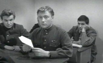 Миронов, Фрейндлих, Абдулов и другие: 12 любимых актеры в своих первых фильмах