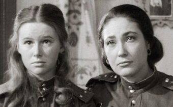 Зиновий Гердт, Евгений Евстигнеев с сыном и другие 11 мгновений из прошлого: редкие снимки великих актеров и артистов