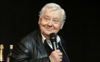 Высоцкий, Табаков, Тихонов и другие: 12 кадров из прошлого, где актеры выглядят так, как вы их не представляли