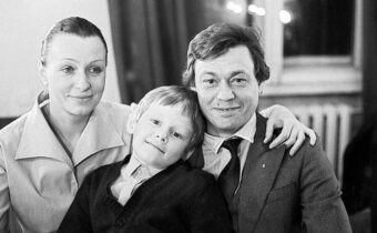 Александр Ширвиндт, Андрей Миронов, Татьяна Пельтцер и другие 12 редких мгновений, открывающих актёров с неожиданной стороны