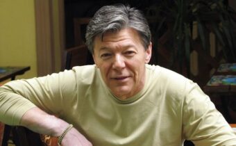 Юрий Никулин, Валерий Золотухин и другие 12 фотографий актеров прошлого, хранящих очарование и свет эпохи