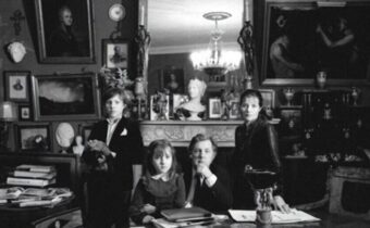 Андрей Миронов с дочерью, Александр Абдулов, Юрий Соломин и другие 12 фотографий любимых советских актёров, вызывающих тёплую ностальгию